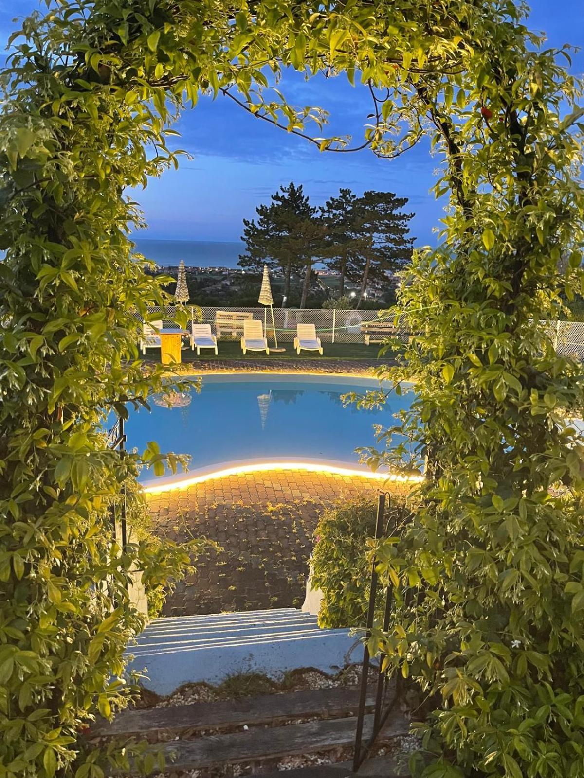 B&B Villa Alma San Costanzo Exterior foto
